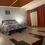 Amplia Habitacion Con Jacuzzi